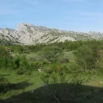 Paklina * Стариград-Пакленица