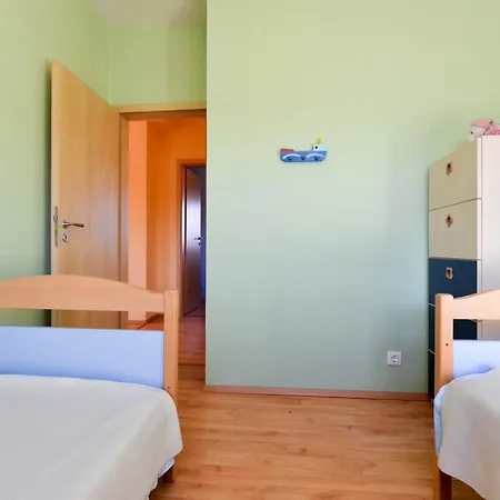 Appartement Paklina *