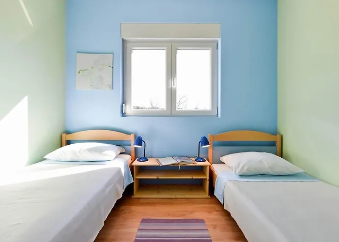 Paklina * Starigrad-Paklenica